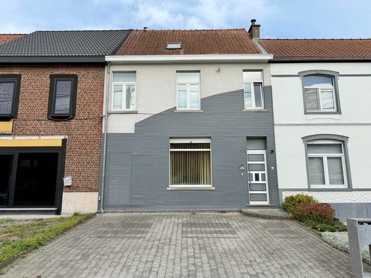 Ruime woning met 4 slaapkamers en tuin!