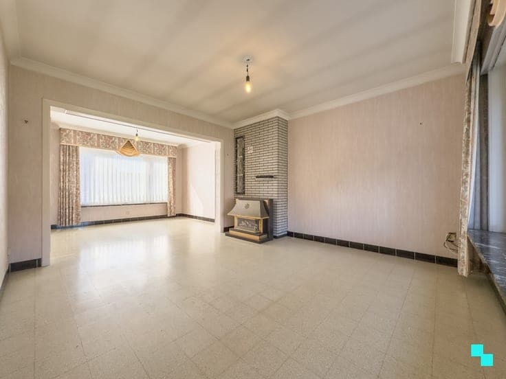 Rust gelegen woning met garage te Kachtem