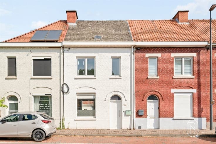 Gezellige instapklare woning met 3 slpk, koer en tuintje