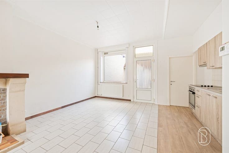 Gezellige instapklare woning met 3 slpk, koer en tuintje