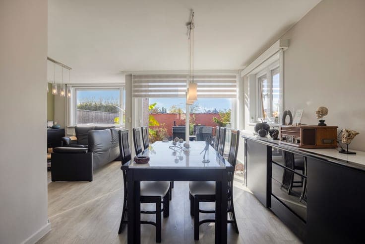 Contemporary, sustainable and ready-to-move living in Poperi