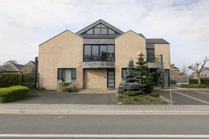 Revenue property consisting of commercial store and 2 apartm