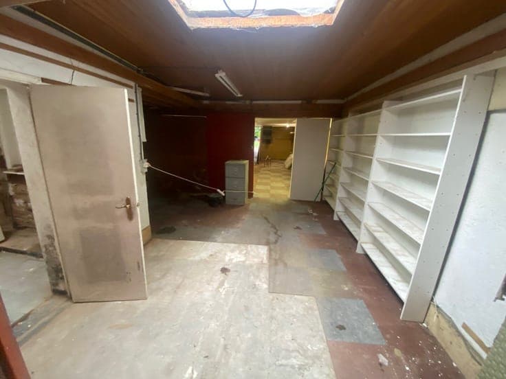 Residence + commercial space located in the city center