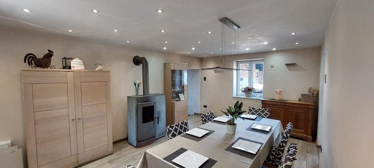 6-bedroom stone farmhouse 270m² living area Ohey