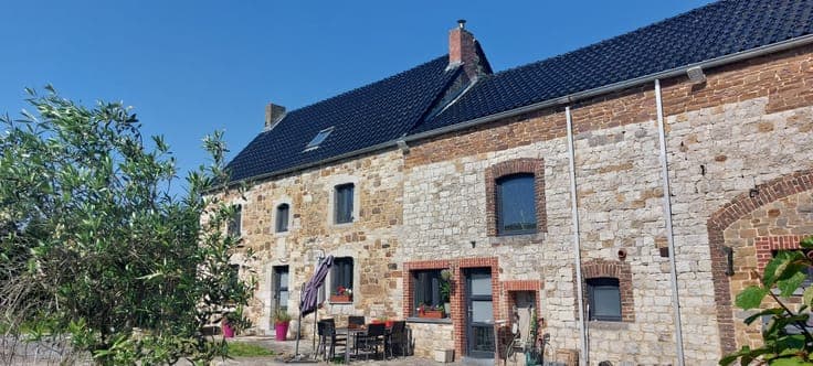 6-bedroom stone farmhouse 270m² living area Ohey
