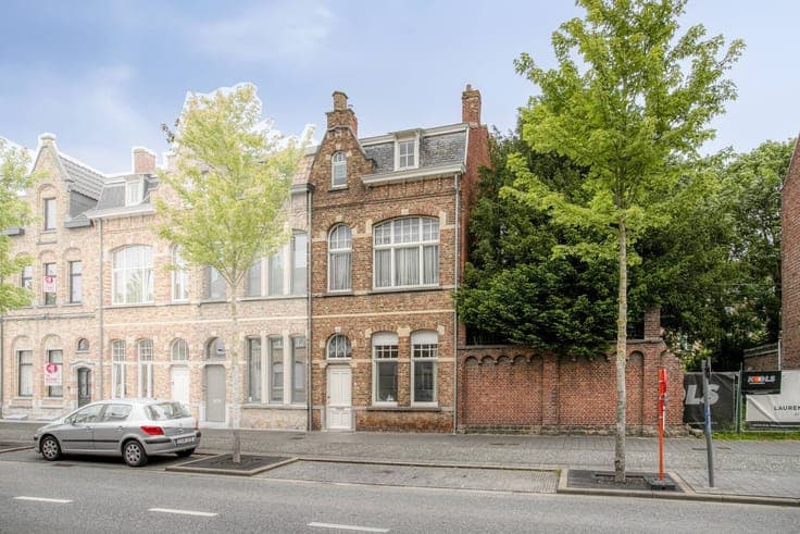 Authentic mansion for sale in the center of Ypres