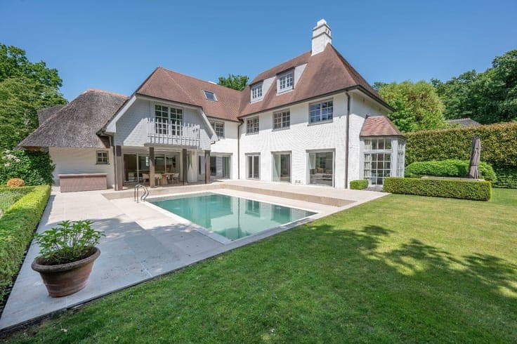 Exclusive villa in prime location in Het Zoute, close to the