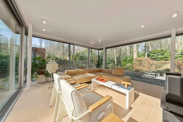 Unieke architecturale nieuwbouwwoning op een royaal perce...