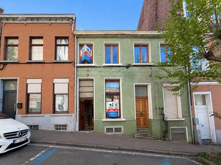 BEAUTIFUL HOUSE - 3 BR - IDEALLY LOCATED - SAINT-JOSSE !