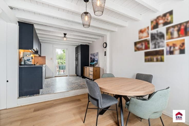Semi-detached house for sale in Asse