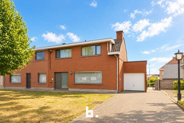 House in Menen