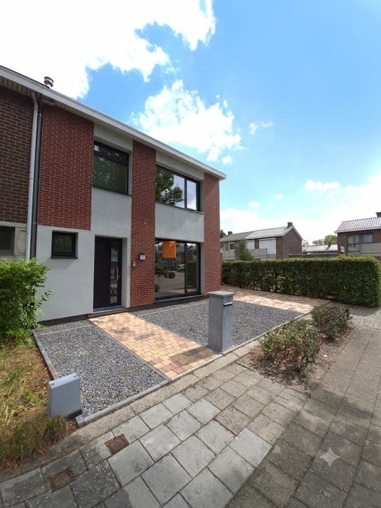 HOB met 3 slpk, terras & tuin, garage, oprit, EPC B