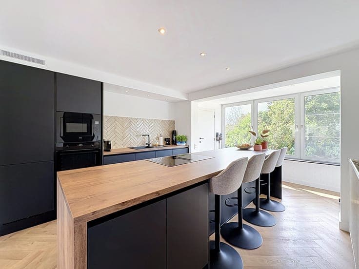 Family home with four bedrooms for sale in Kortenberg