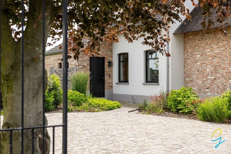 Stunning villa | 5 bedrooms | 3,745 m² | Unobstructed views