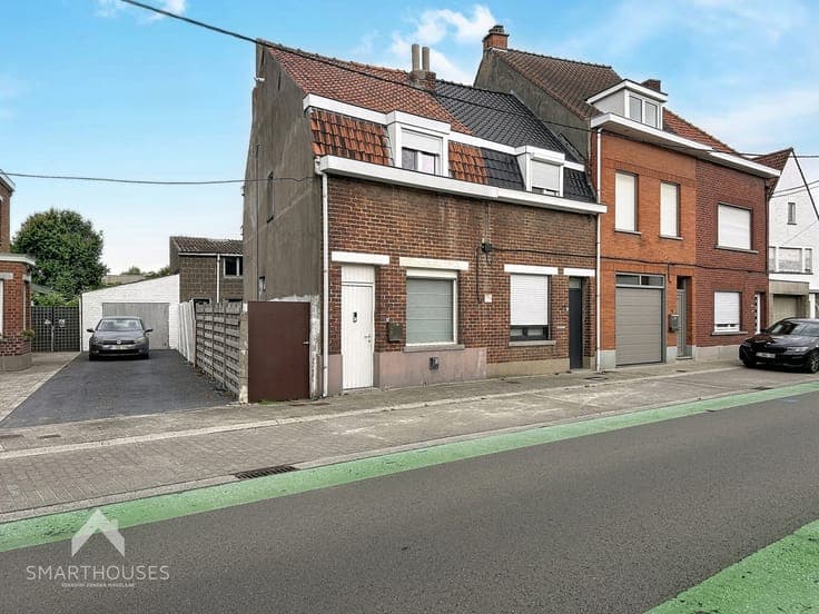 House in Beveren-Leie