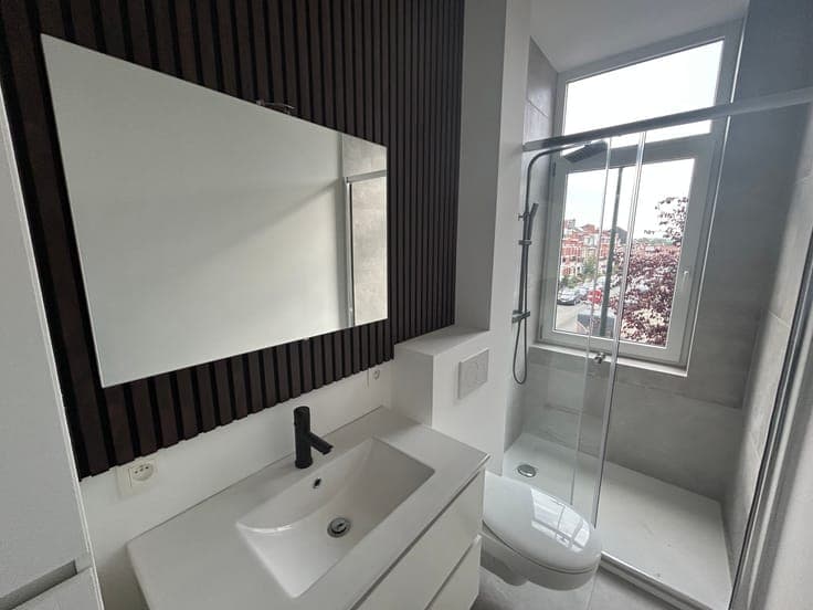 FULLY RENOVATED 180 M²– 4/5 BEDROOMS,2showerTERRACE & GARDEN