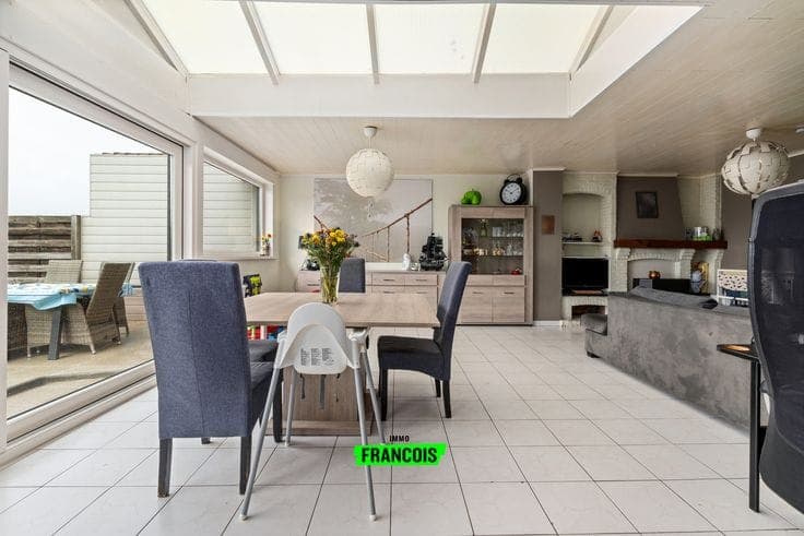 Move-in ready family home with garden, garage and EPC C in …