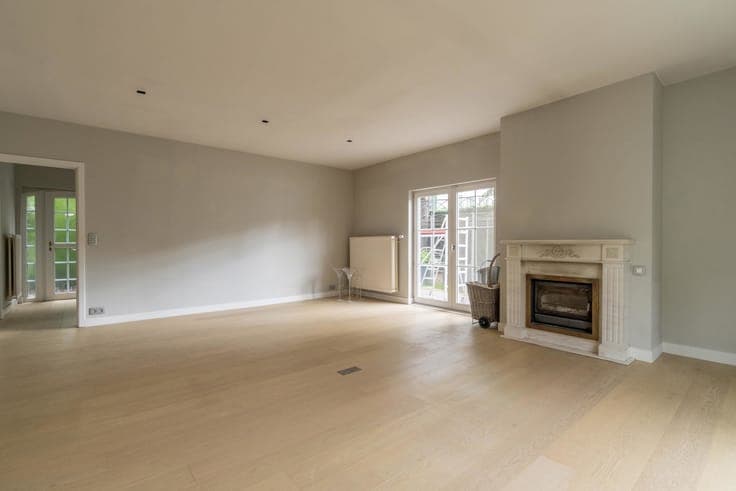 QUARTIER VERSAILLES: CHARMANTE MAISON DE PLAIN-PIED DE 120m²