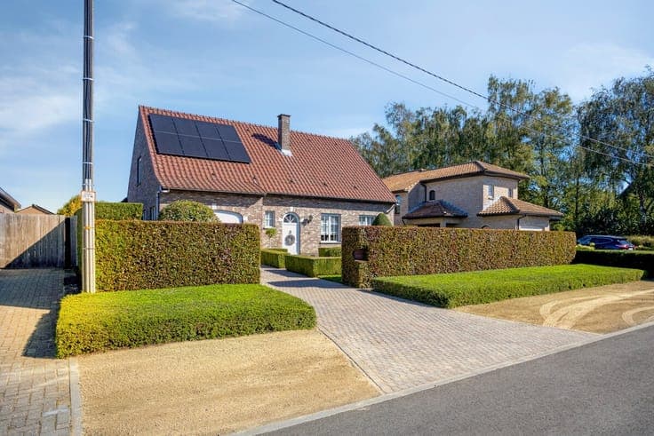 Vrijstaande woning met 4 slpks nabij de Averegten