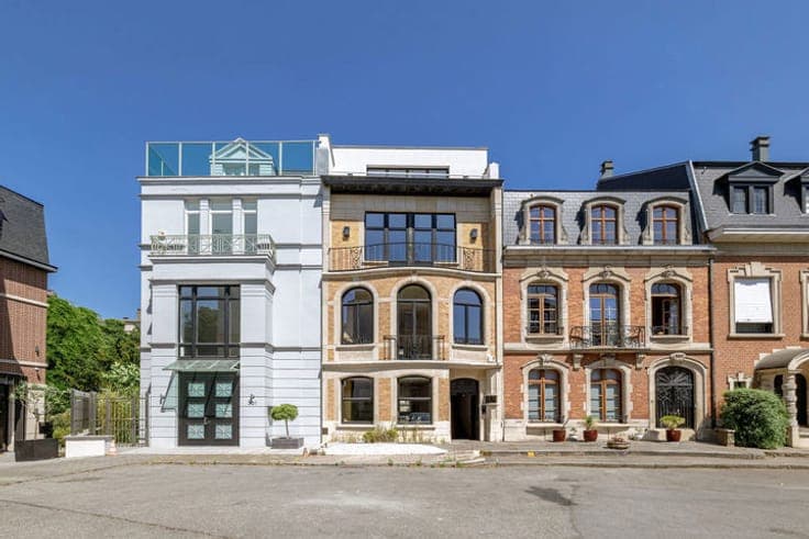 Square Du Bois - Contemporary Master House