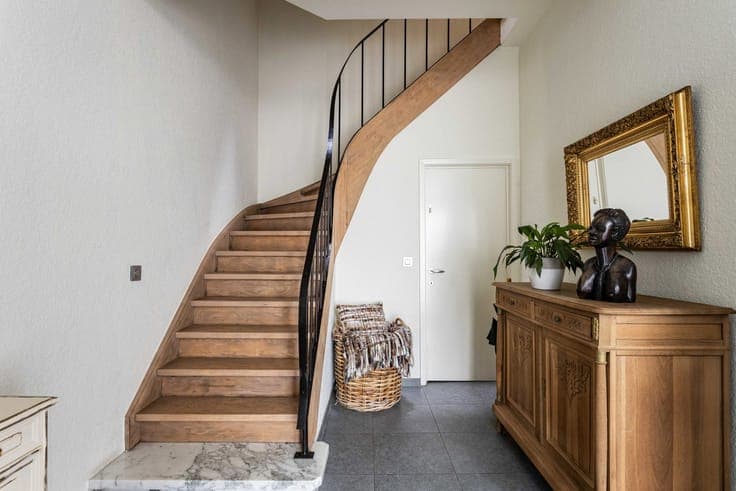 Characterful 4-bedroom townhouse with exceptionally terrace