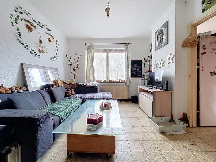 3-bedroom house with garden, convertible attic