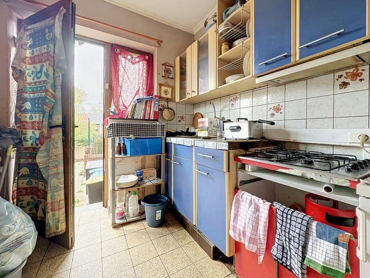 3-bedroom house with garden, convertible attic