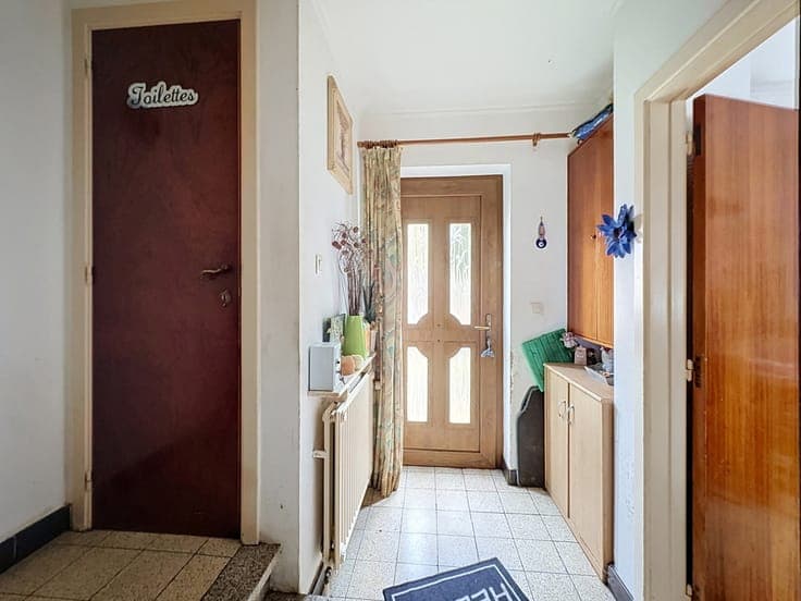 3-bedroom house with garden, convertible attic