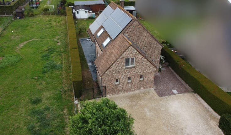 House in Ternat
