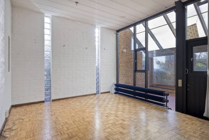 Semi-detached house for sale with 5 bedrooms in Kalmthout!