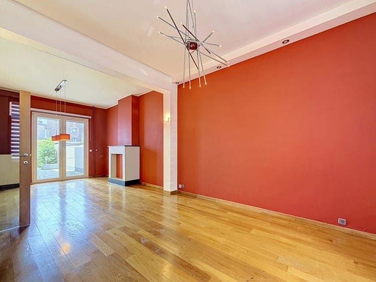 Grande maison de 5 chambres avec extérieur