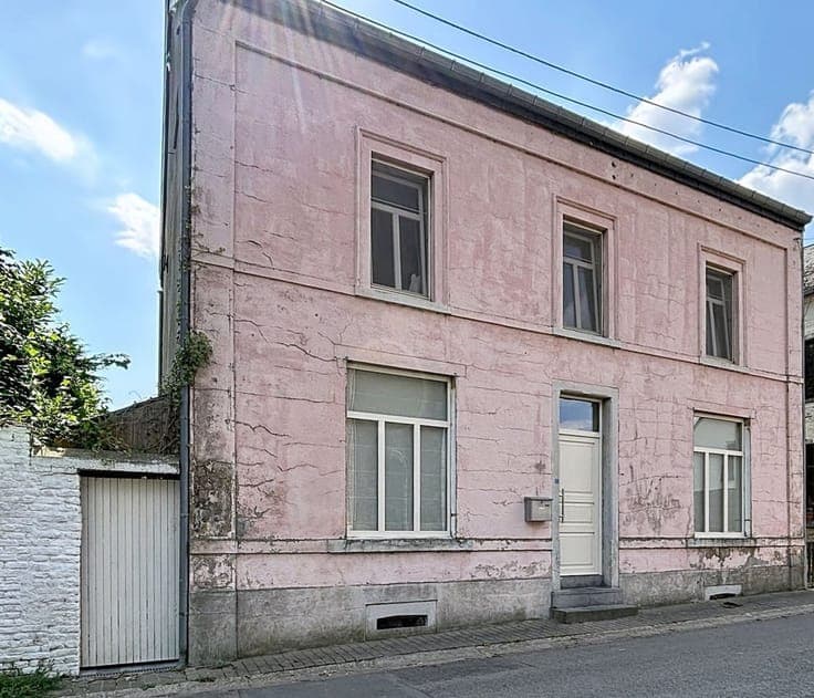 Grande maison villageoise 5 chambres idéalement située !