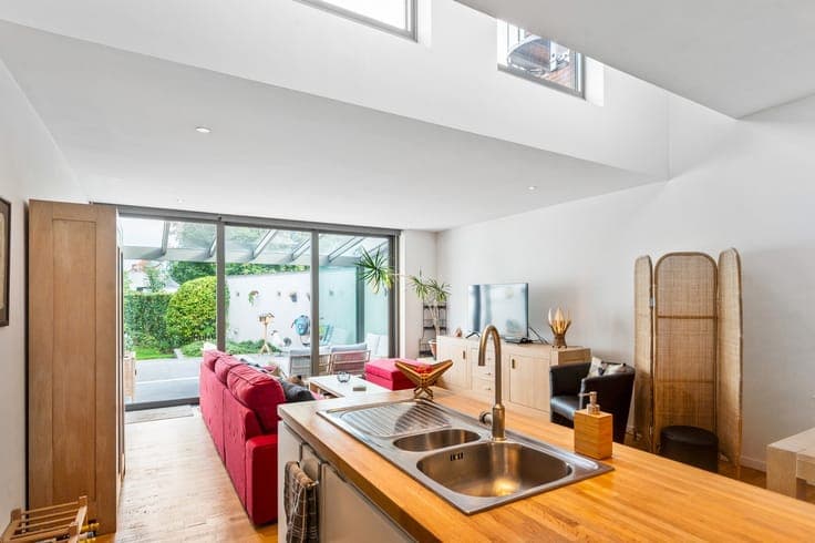 Instapklare woning met 3 slpkrs en tuin te Wilrijk