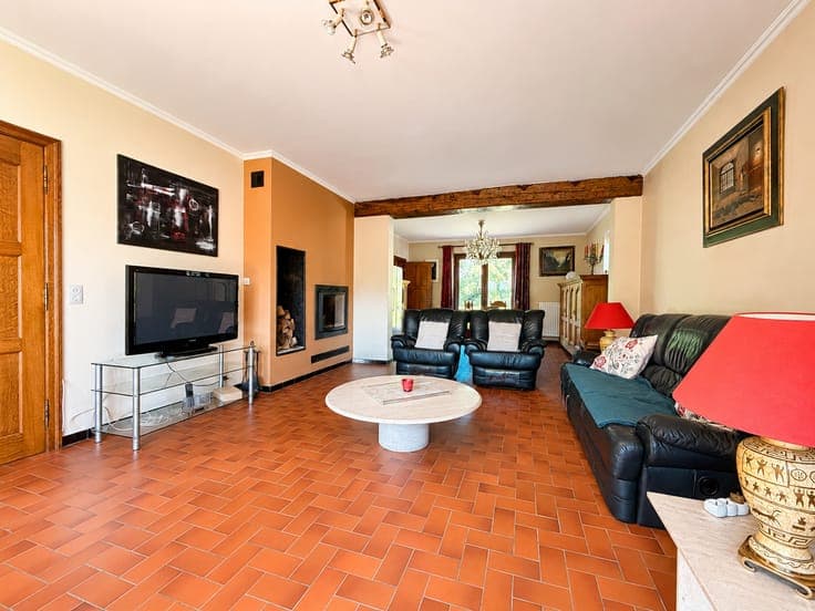 House in Loverval