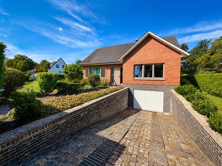 House in Loverval