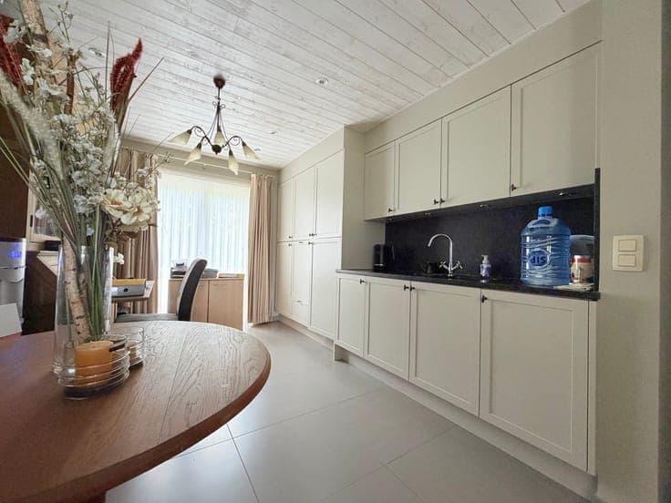 Alleenstaande woning in rustige wijk (551m2)