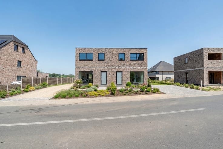 Energy-neutral new-build home for sale in Gooik