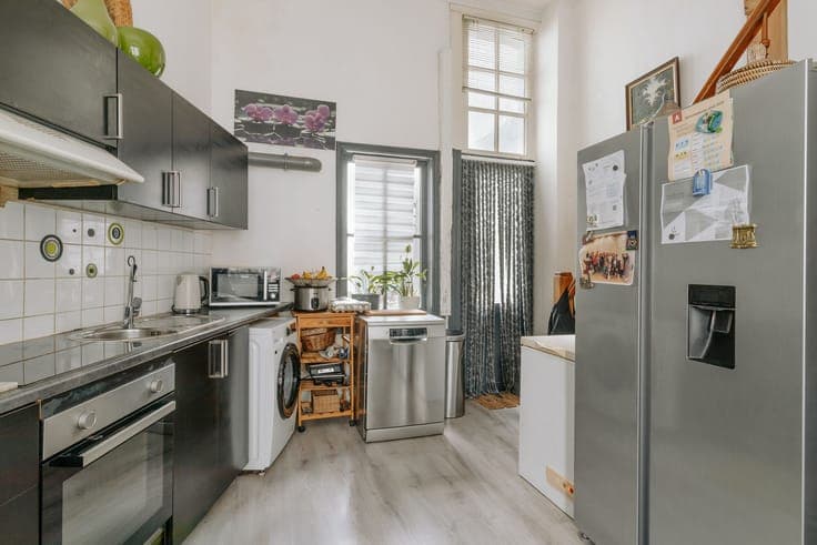 Te renoveren woning met 3 slaapkamers en koer