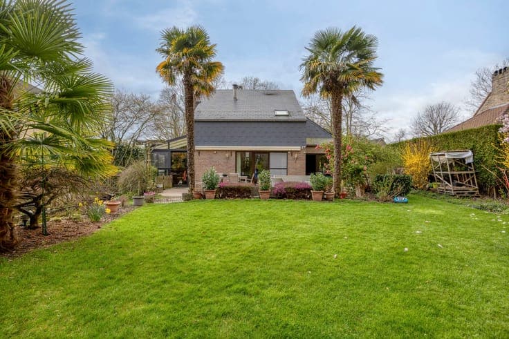 Charming villa in a pleasant neighborhood in Dilbeek.