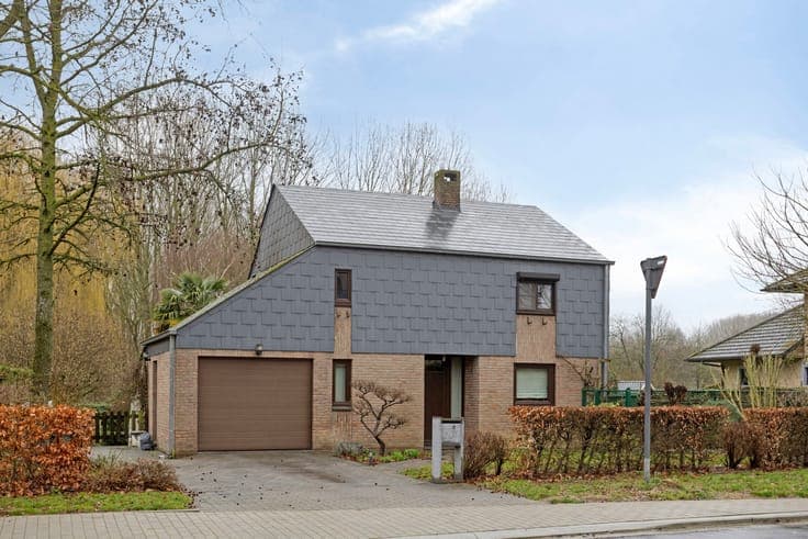 Charming villa in a pleasant neighborhood in Dilbeek.
