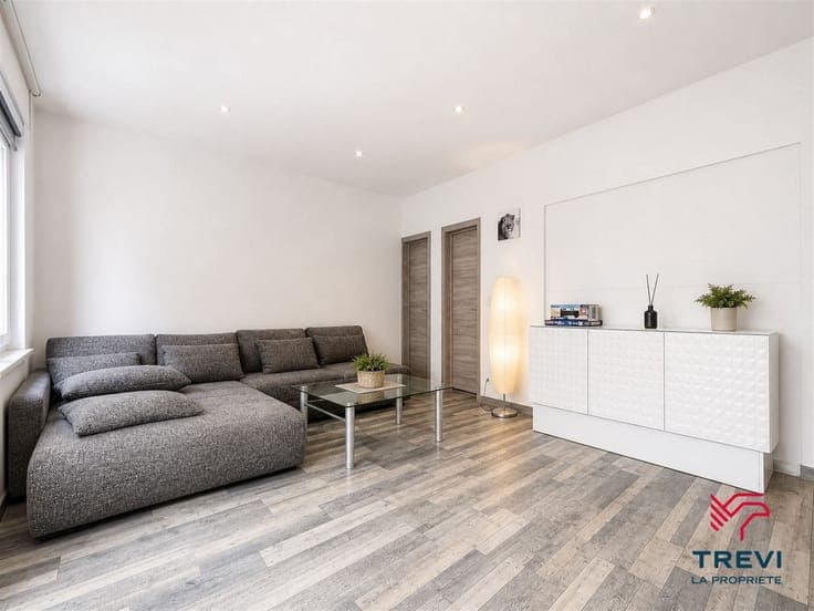 Maison avec permis de division en 2 logements