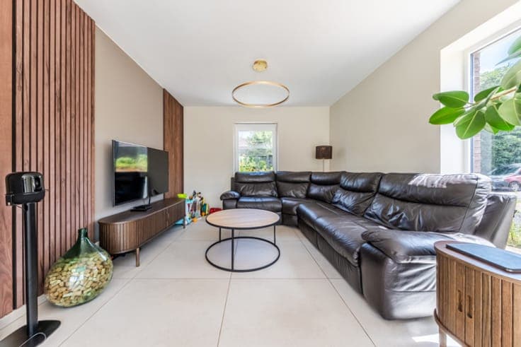 Modern 2020 Passive and Bright Home