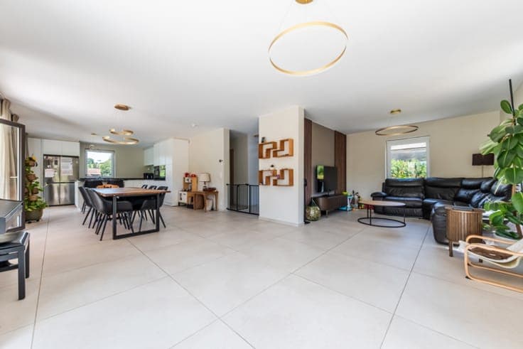 Modern 2020 Passive and Bright Home