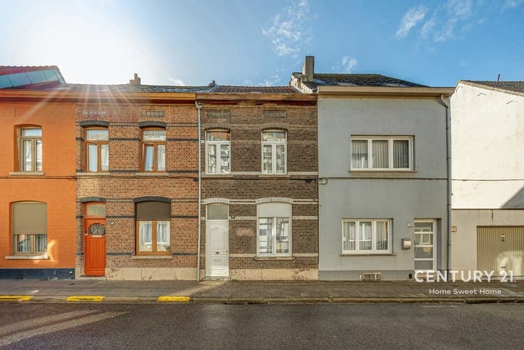 Spacious 4-bedroom house overlooking the beautiful Achterham