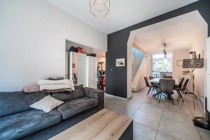Sale - House Gosselies - 220,000 €