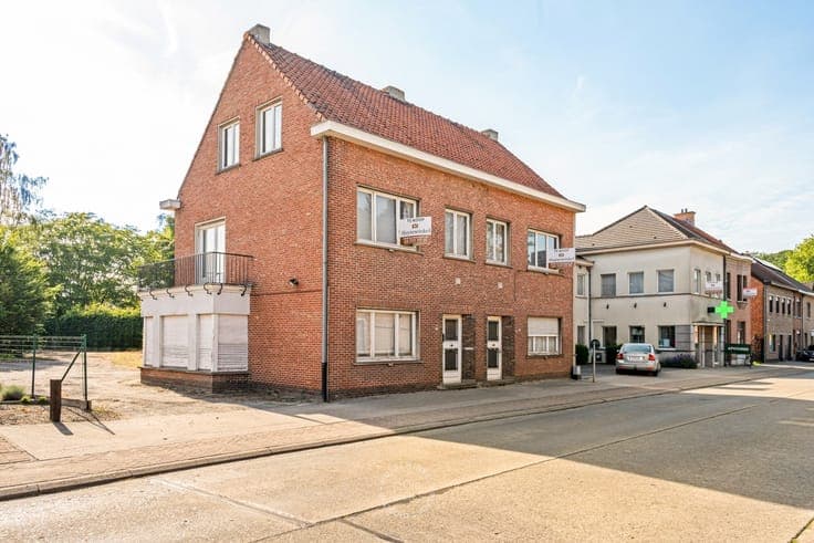 House in Waasmunster