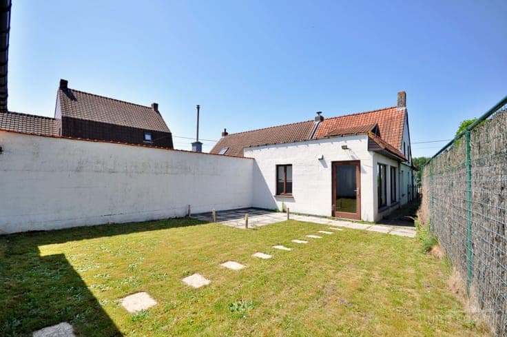 Landelijk gelegen woning te Kluisbergen!