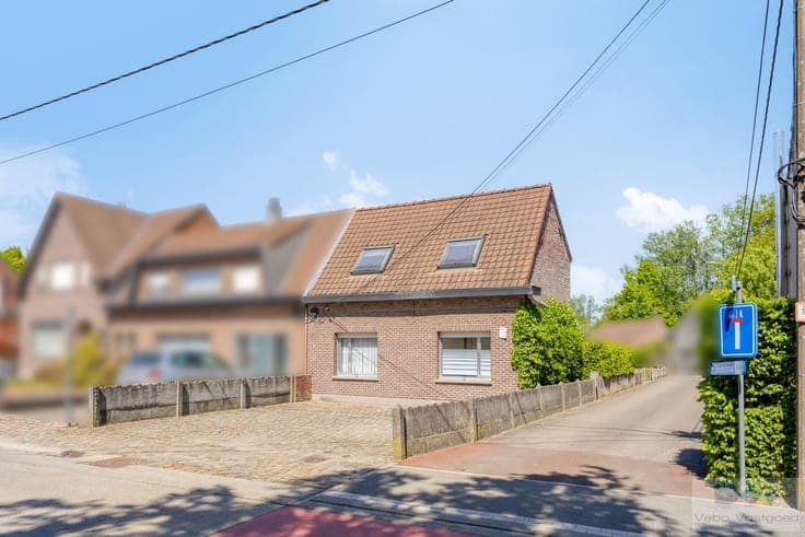 Rustig gelegen HOB met tal van mogelijkheden, ruime tuin ...
