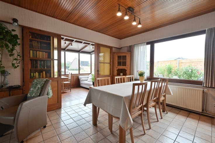 Karaktervolle woning met 4 slpks en prachtige tuin op een to