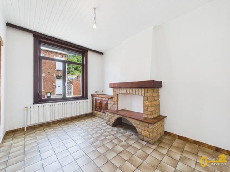 3-bedroom house + office with GARDEN and GARAGE
